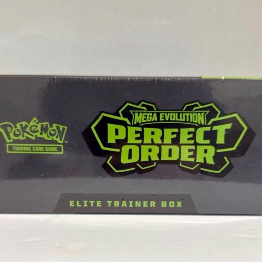 Pokémon Perfect Order ETB - Picture 6 of 6